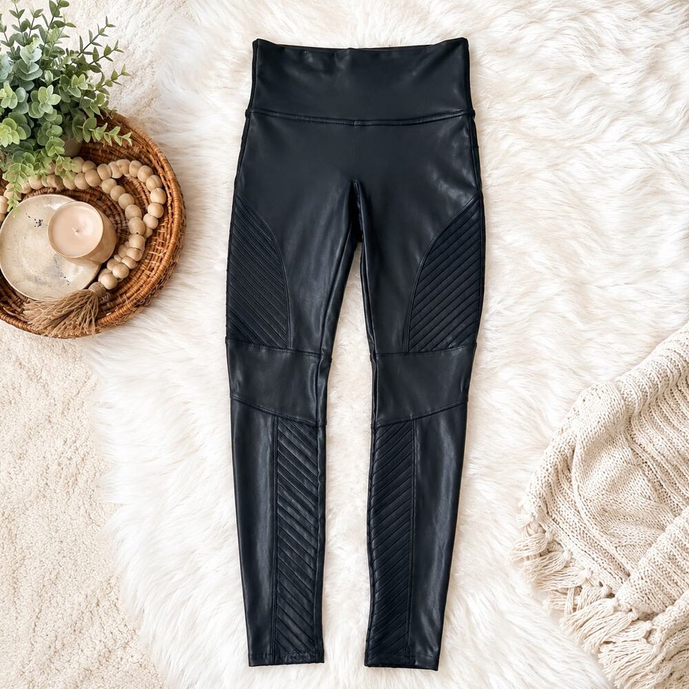 SPANX Faux Leather Moto Leggings Black Ribbed Panel Pull-On Shaping Pants Size M
